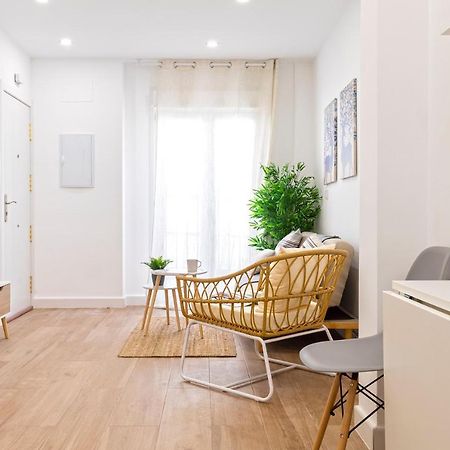 Malgi Apartment - Malaga City Centre Bagian luar foto