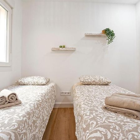Malgi Apartment - Malaga City Centre Bagian luar foto